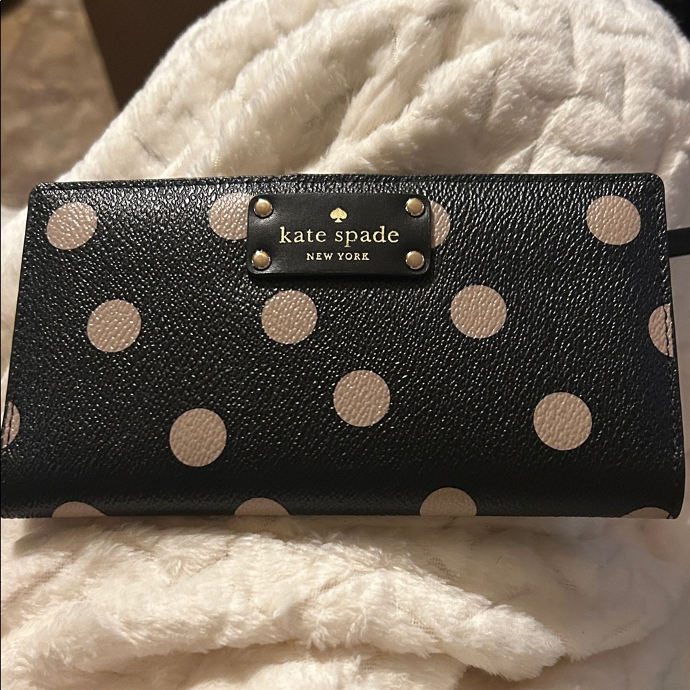 Kate Spade Black and Tan Polka Dot Wallet